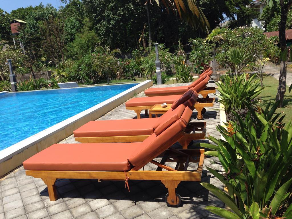 Mekar Jaya Bungalows Kuta  Exterior photo